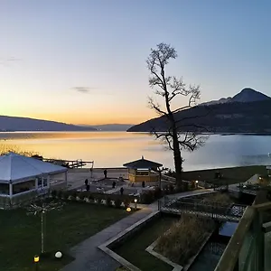 Annecy Privee, Duplex Baie Des Voiles Apartment